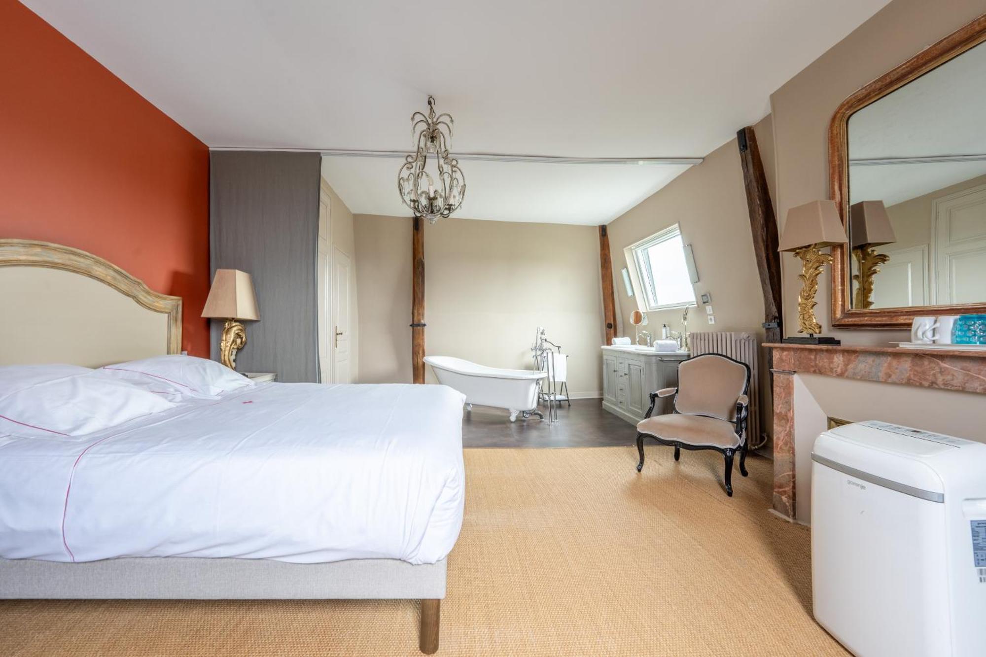 La Dixmeresse Restigne Room photo